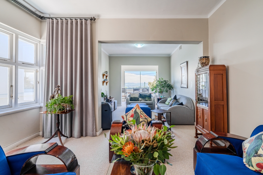 3 Bedroom Property for Sale in Oranjezicht Western Cape